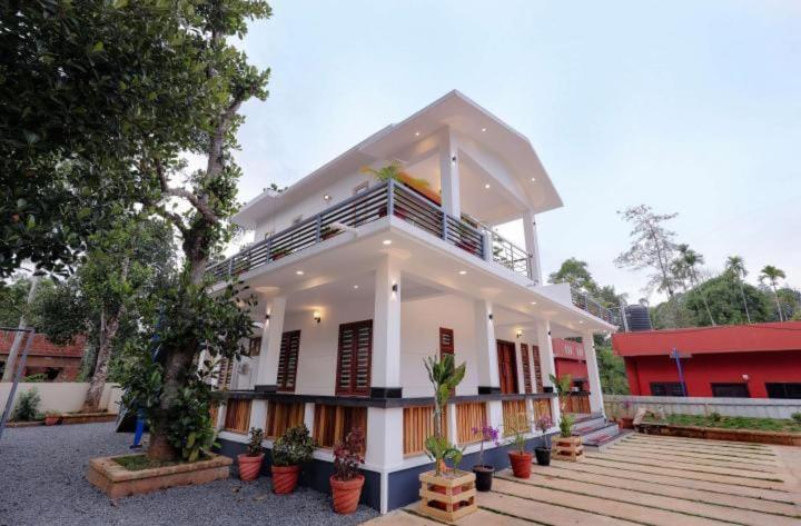 Greenfield Homestay Vythiri Exterior photo